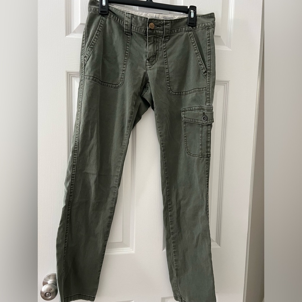 Converse Low-Rise Green pants